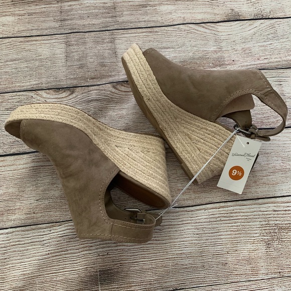 Universal Thread Espadrille Shield Wedges - Picture 8 of 8